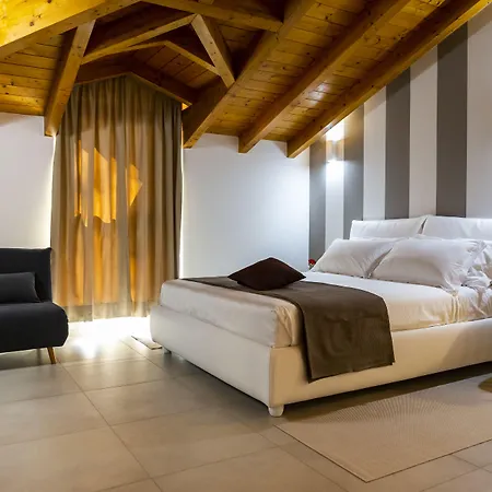 Casa Ananda Bed & Breakfast 4*