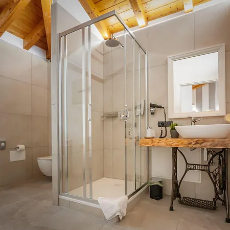 Casa Ananda Bed & Breakfast 4*