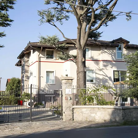 Casa Ananda Frühstückspension Ferno