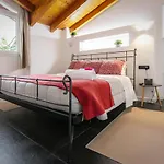 Bed & Breakfast Casa Ananda 4*